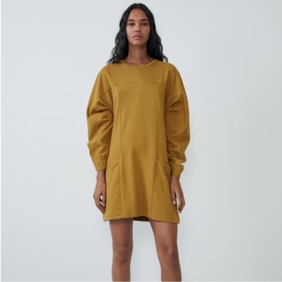 Zara Dresses & Skirts - Good Condition Zara dress with pockets